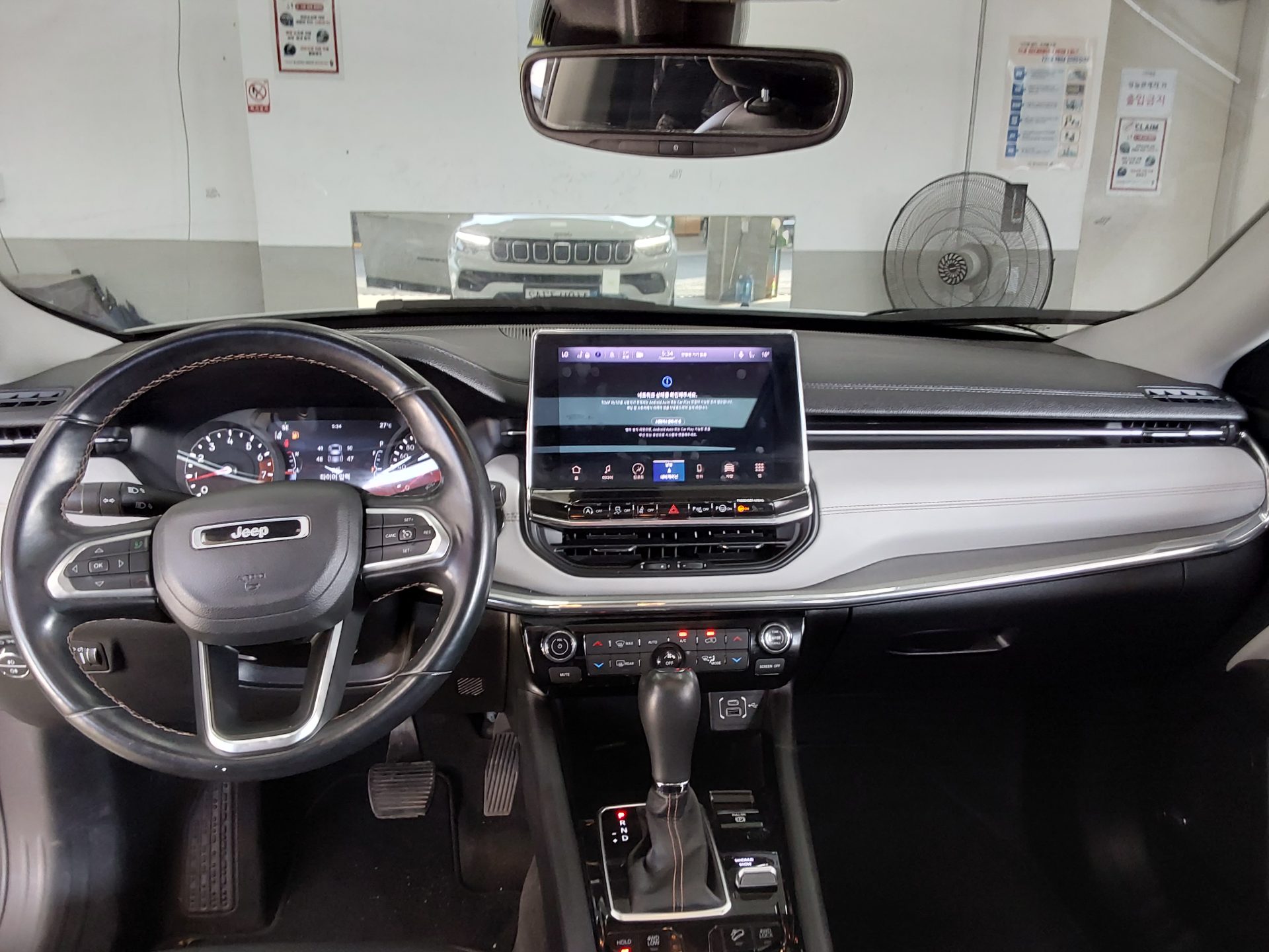 2022 - jeep compass