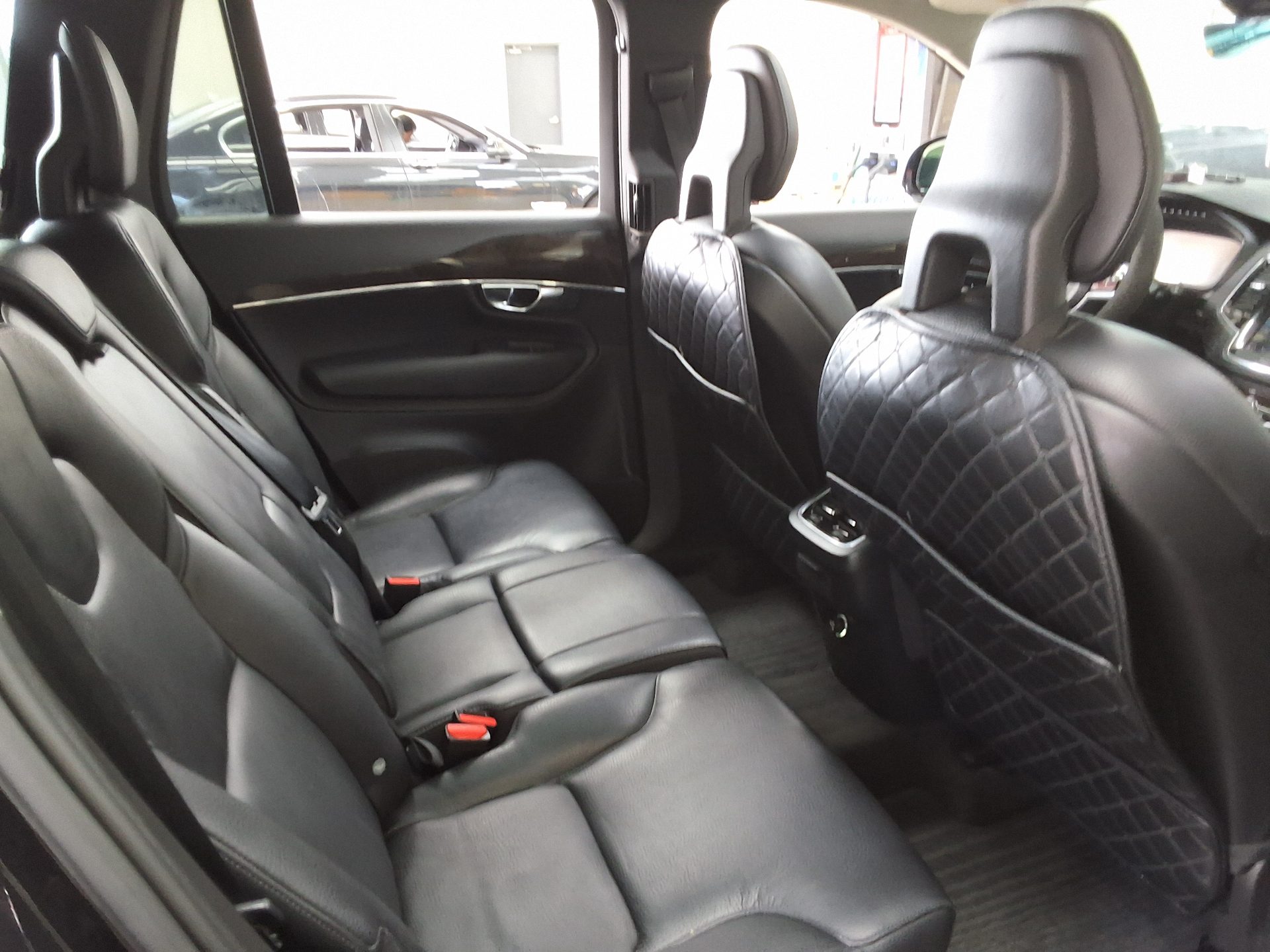 2017 - volvo xc90