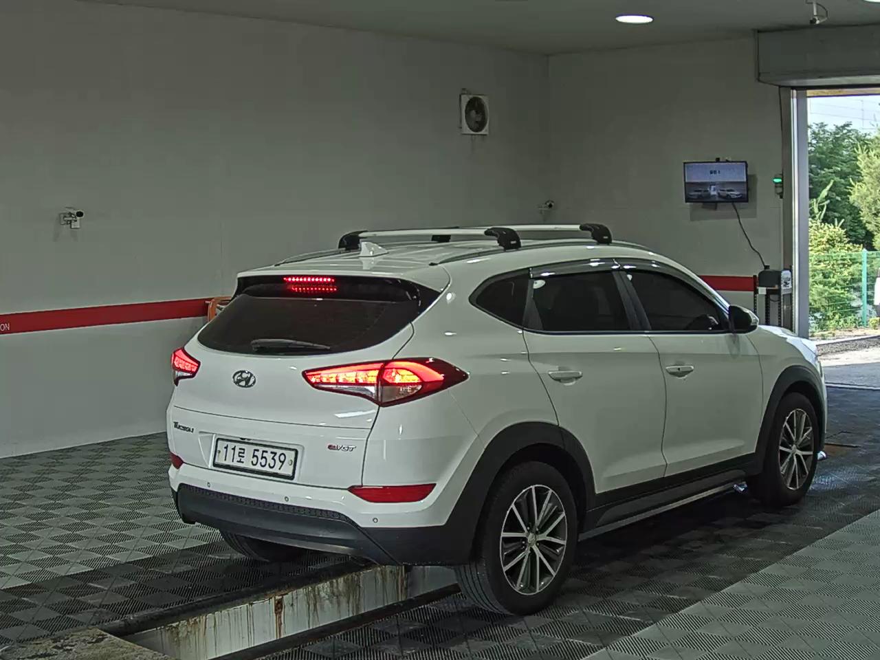 2016 - hyundai tucson