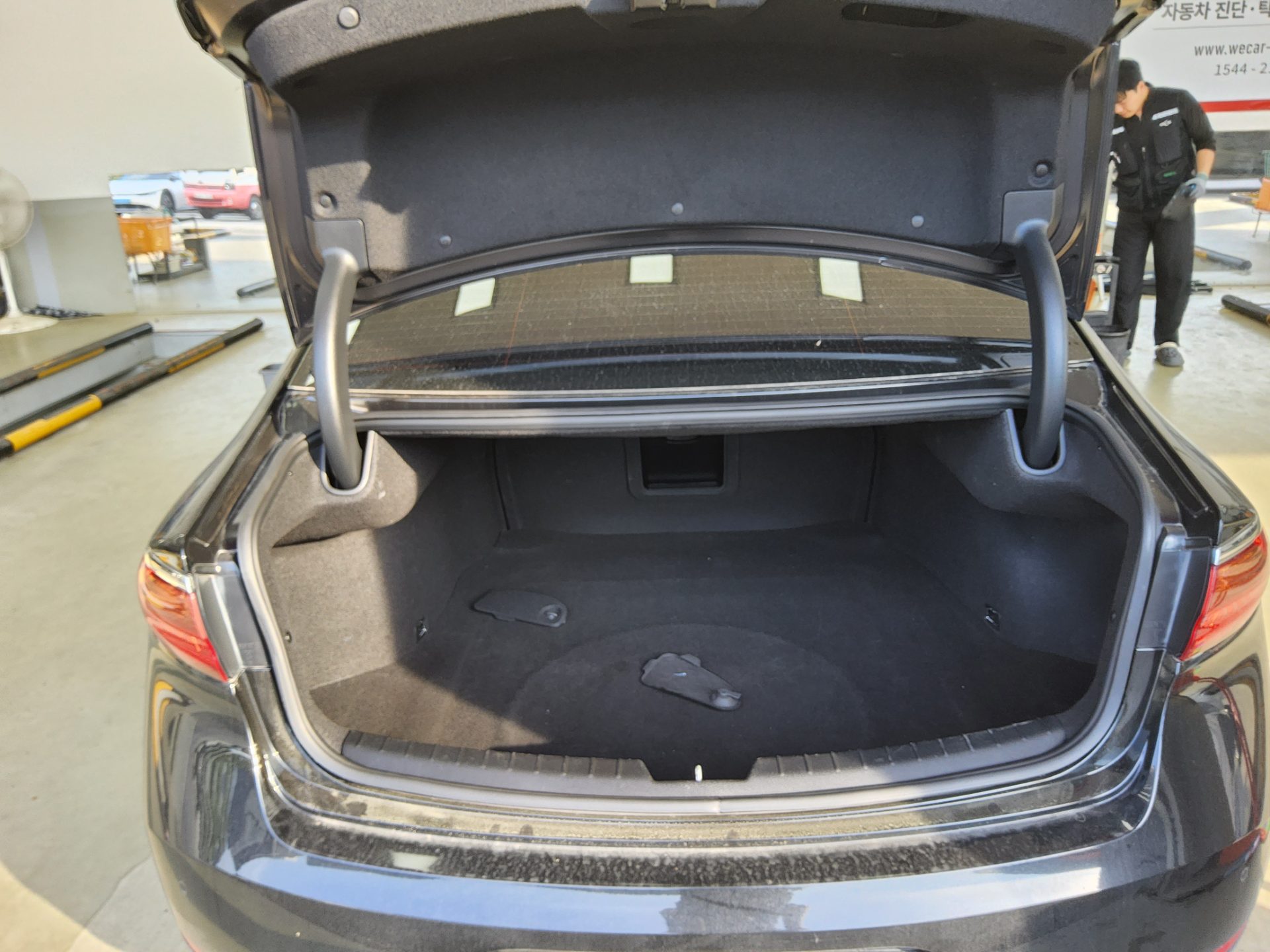 2019 - kia k7