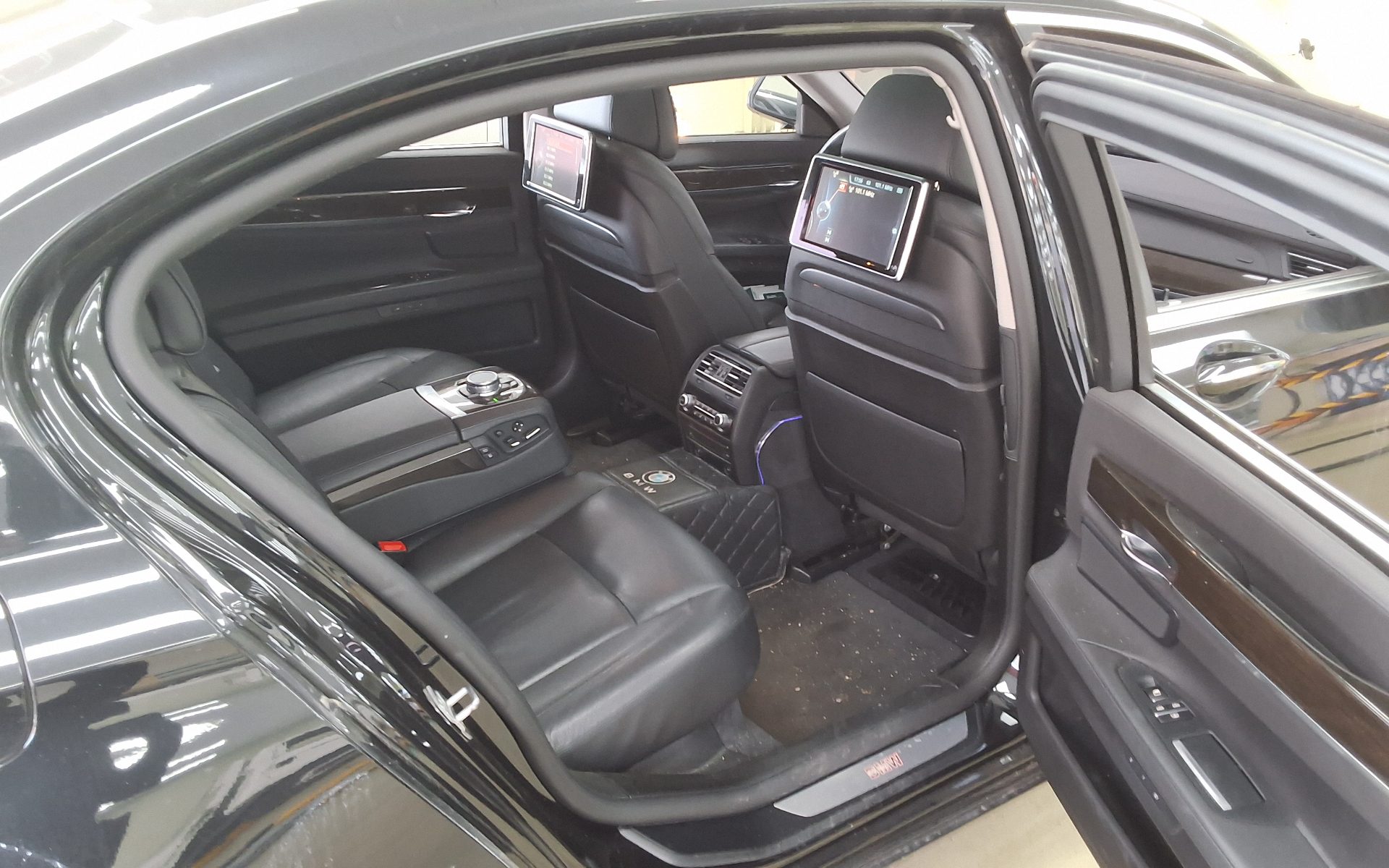 2015 - bmw m7