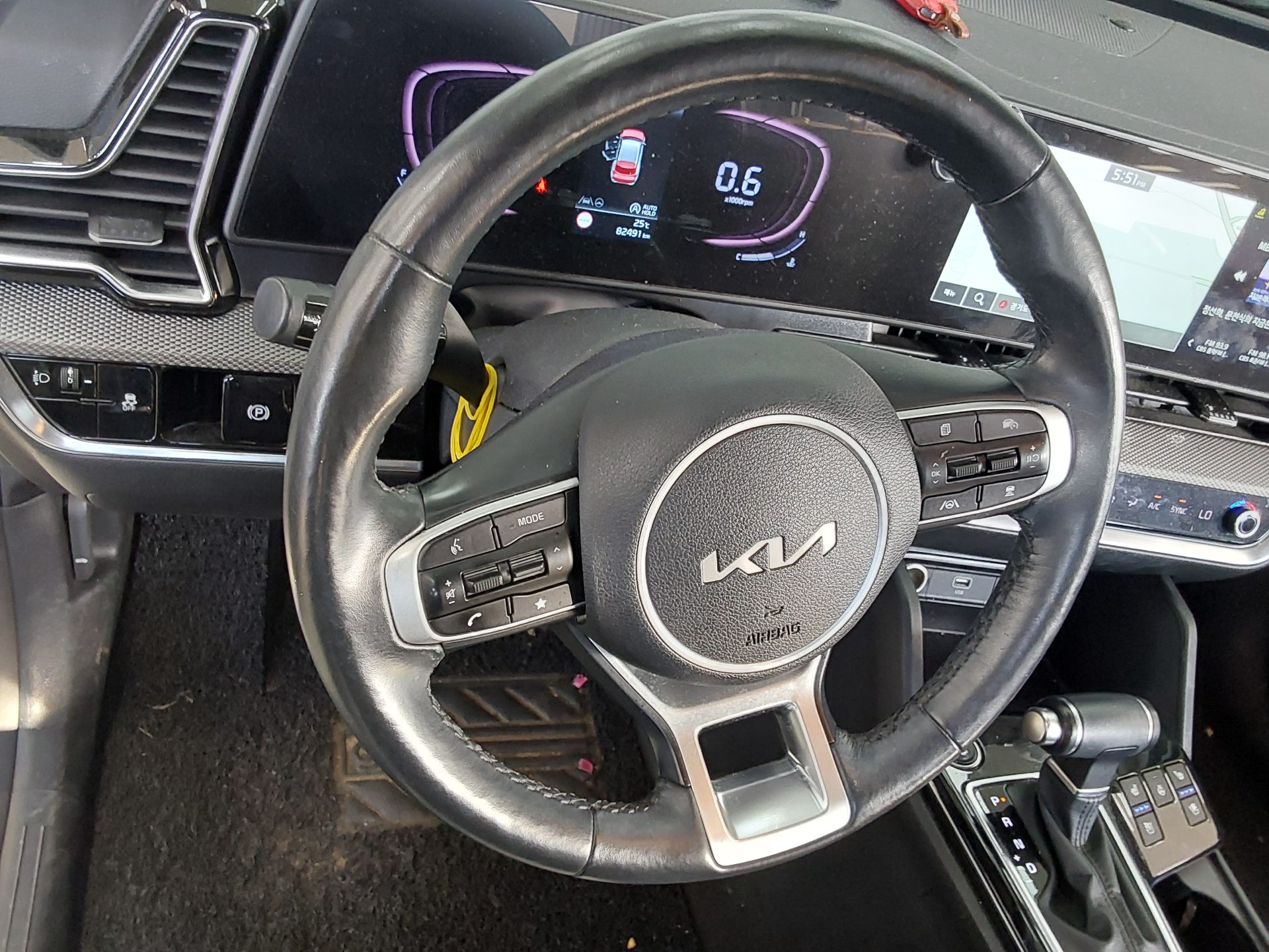 2022 - kia sportage