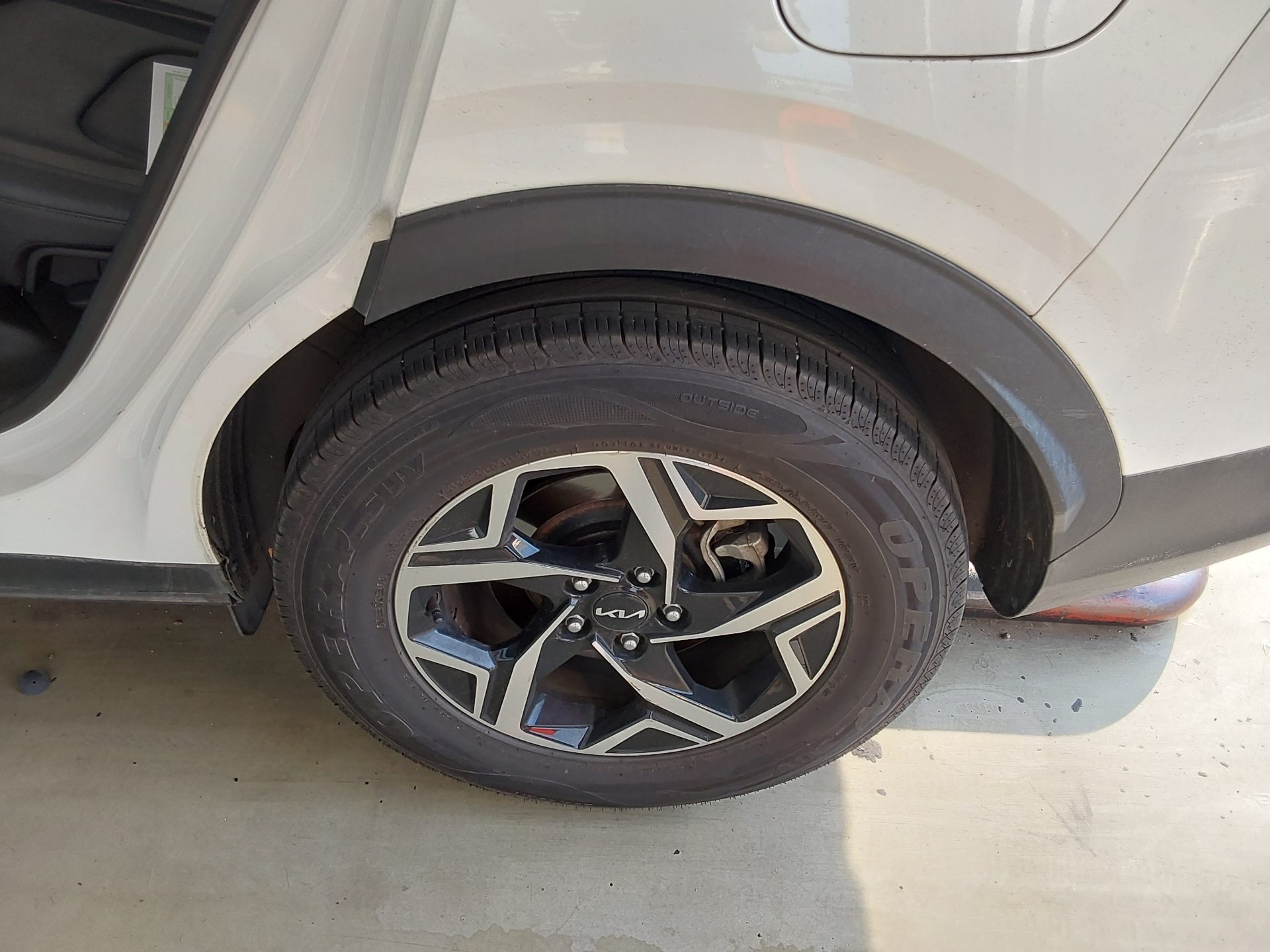 2022 - kia sportage