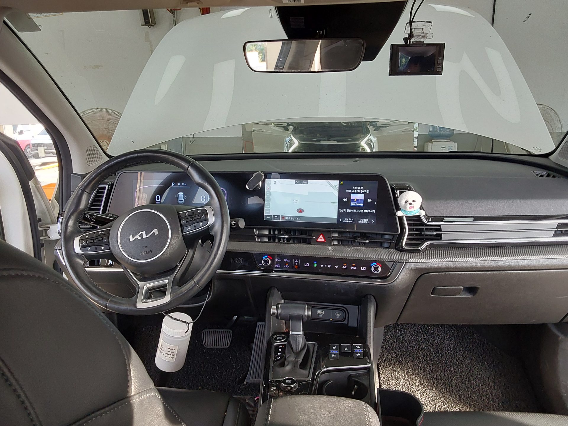 2022 - kia sportage
