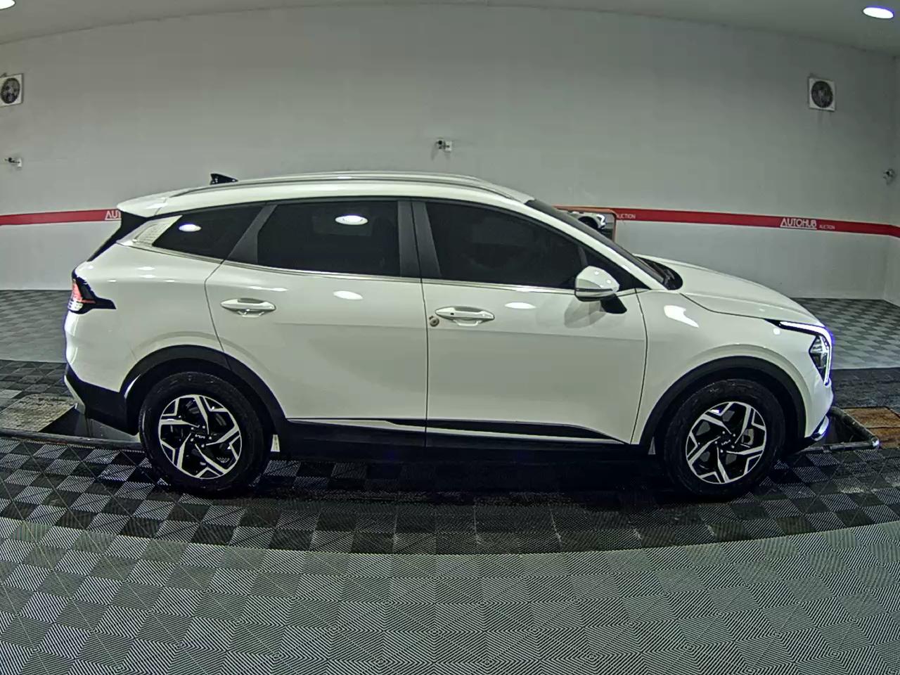 2022 - kia sportage
