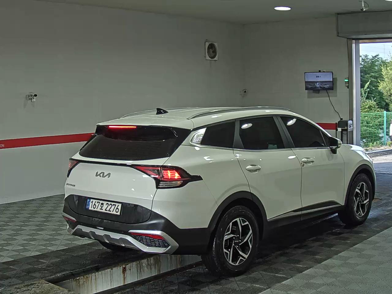 2022 - kia sportage