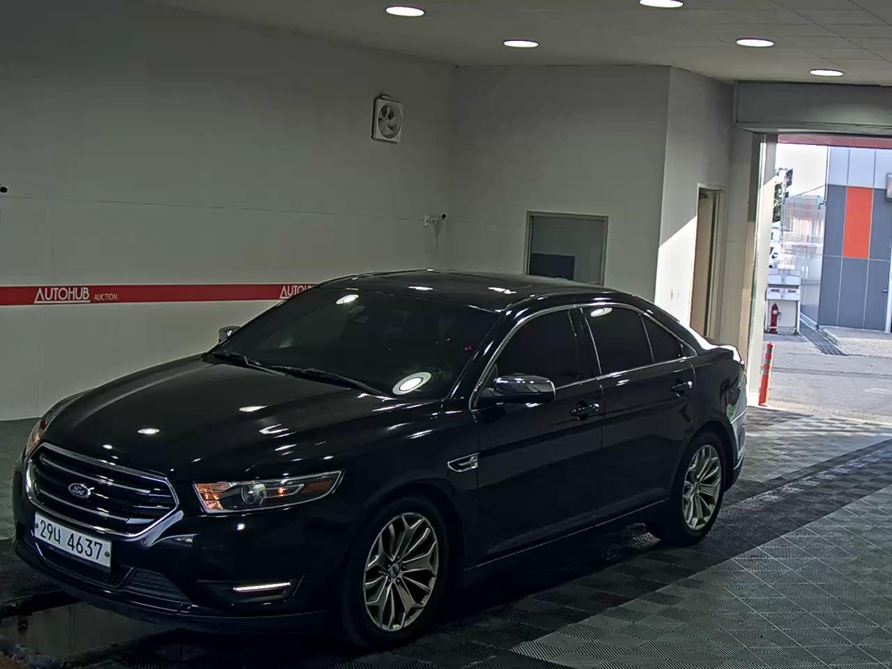 FORD TAURUS (6TH GEN) ECOBOOST LIMITED
