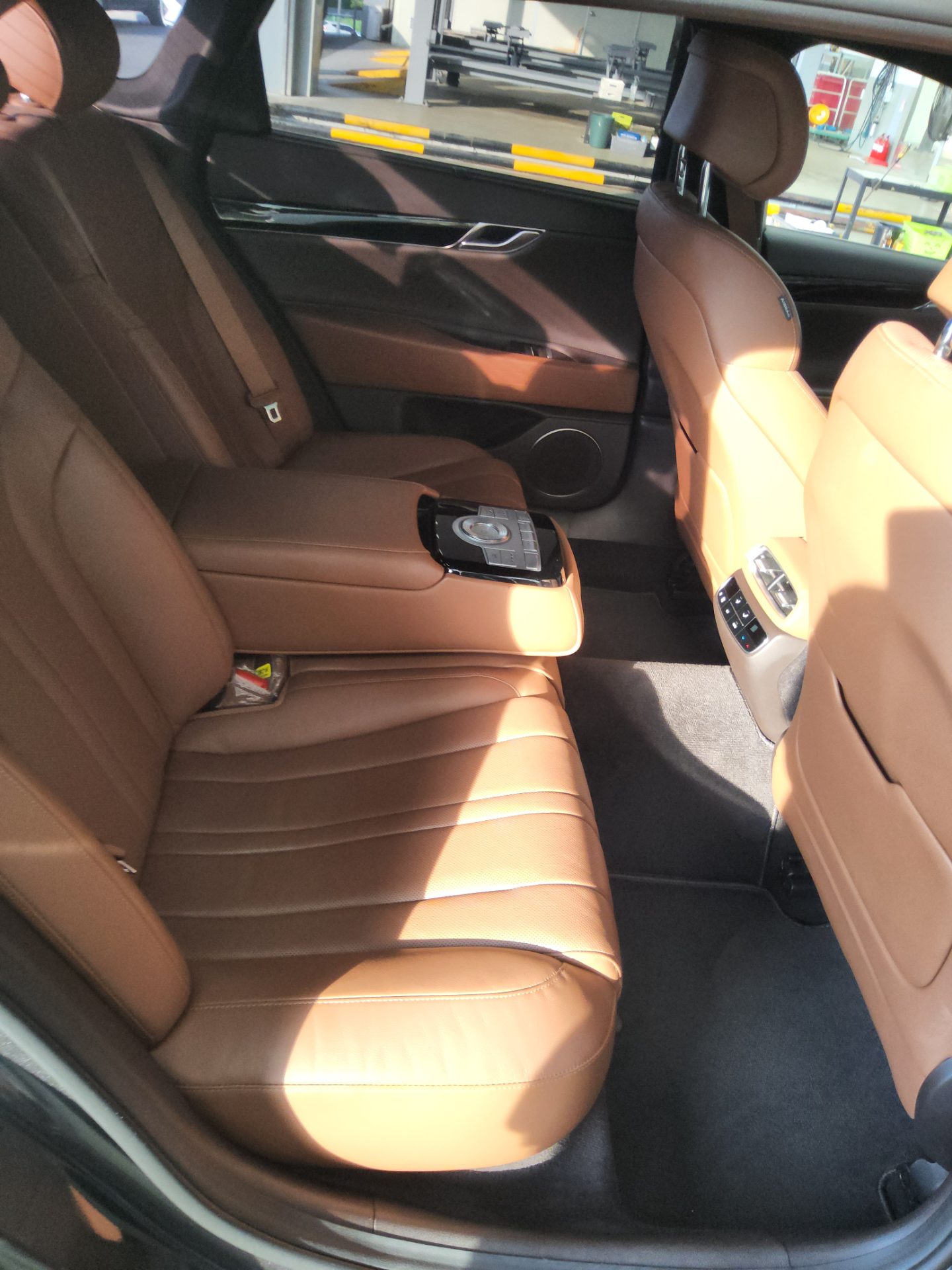 2021 - genesis g80