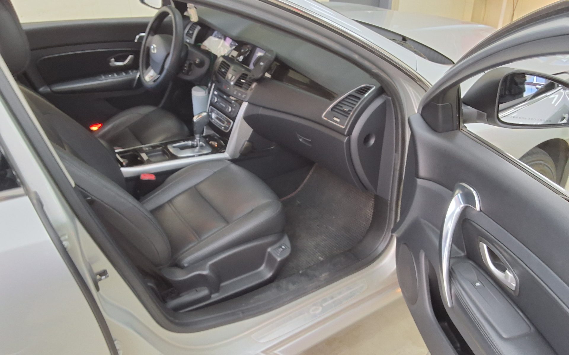 2013 - renault sm5