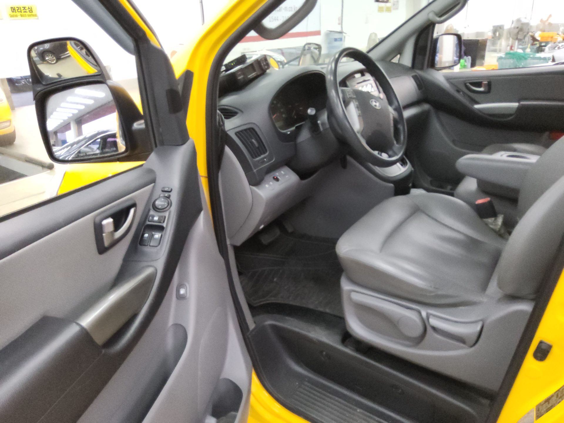 2015 - hyundai grand starex