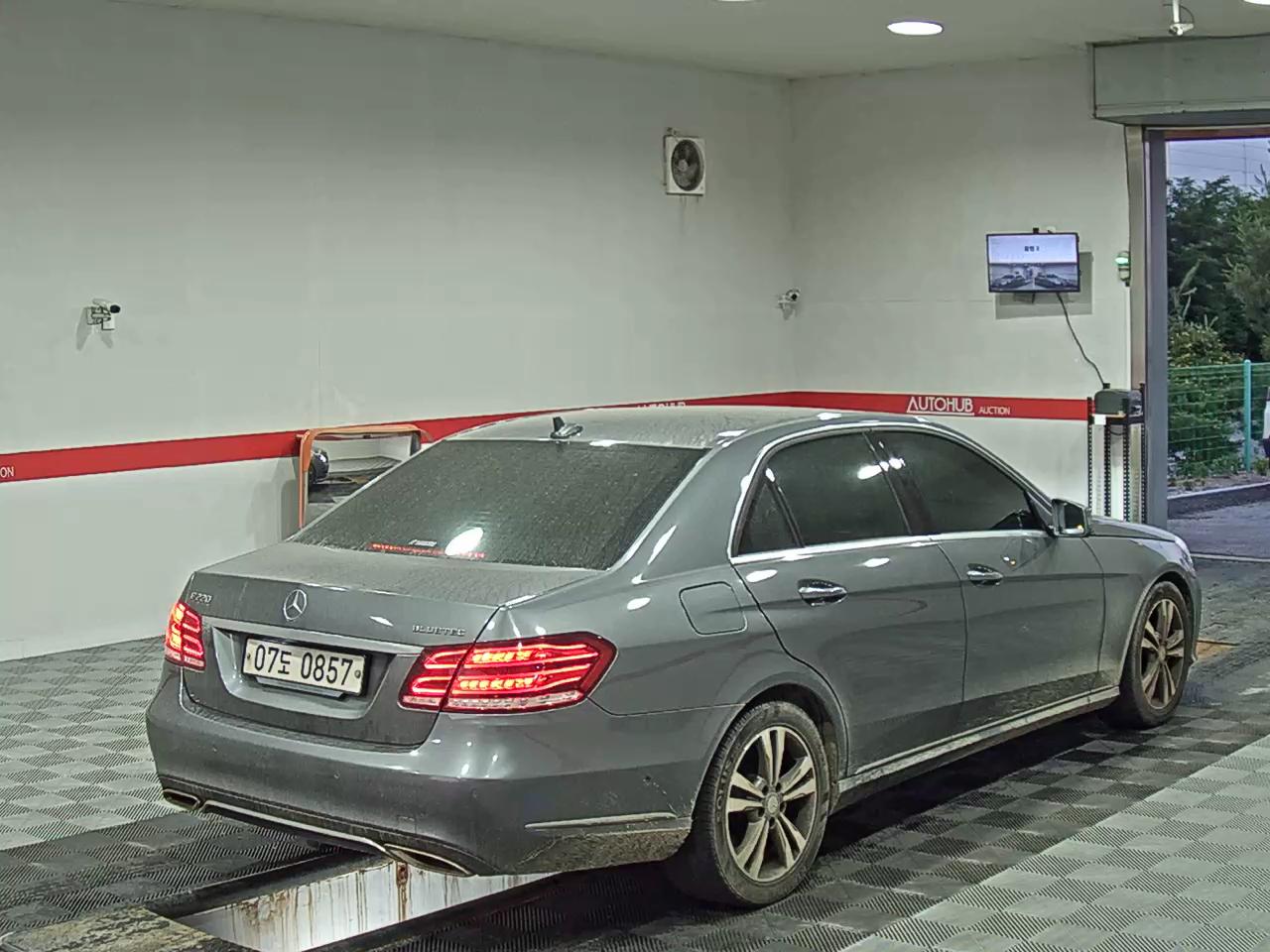2016 - mercedes-benz e220