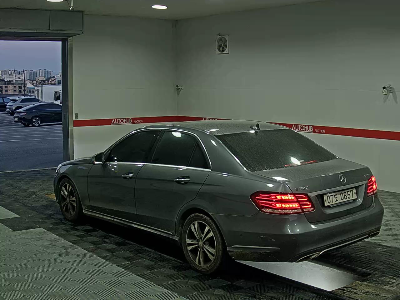 2016 - mercedes-benz e220