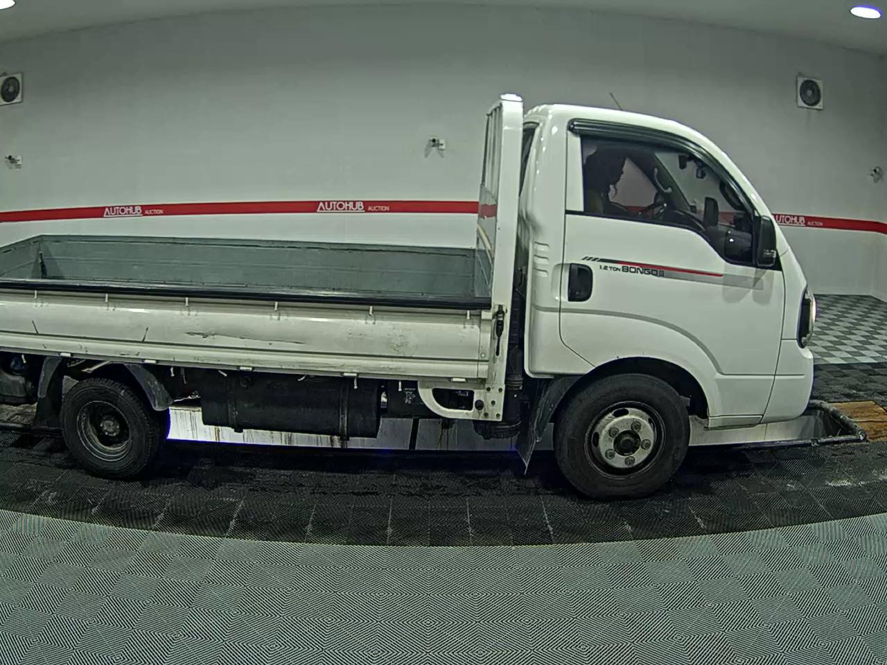 2023 - kia bongo