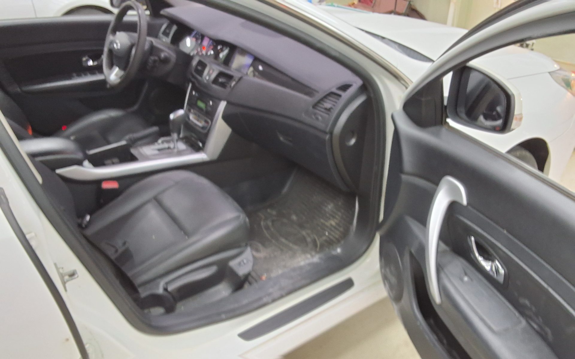 2018 - renault sm5