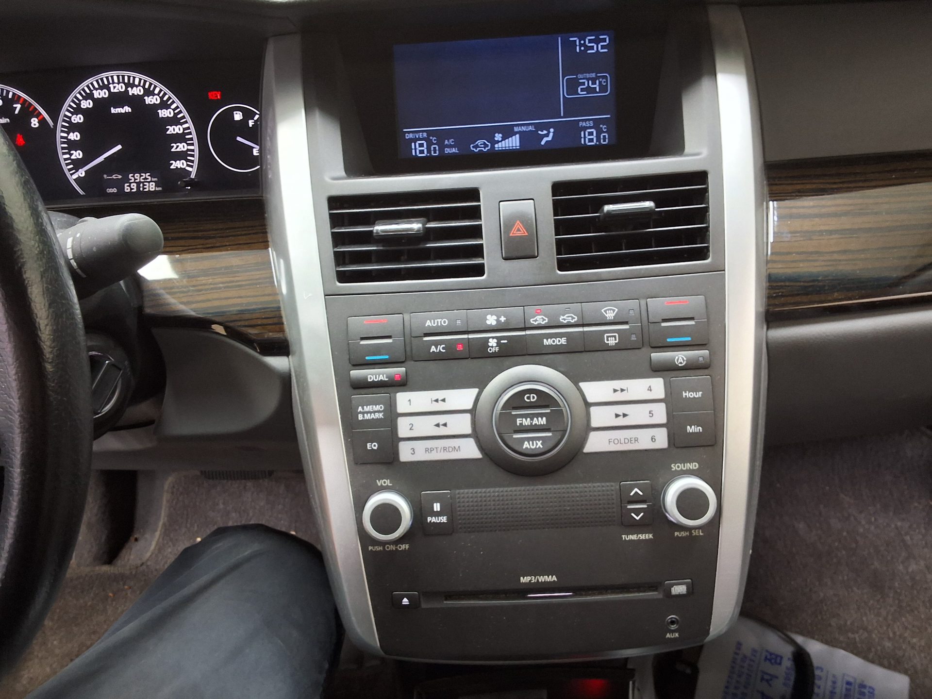 2009 - renault sm7