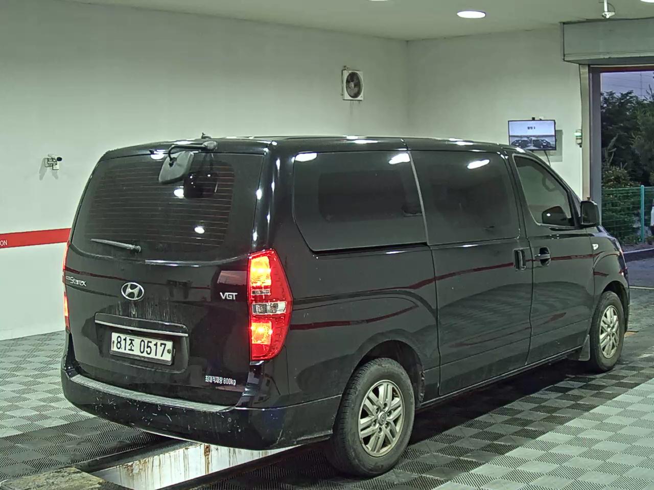 2020 - hyundai grand starex
