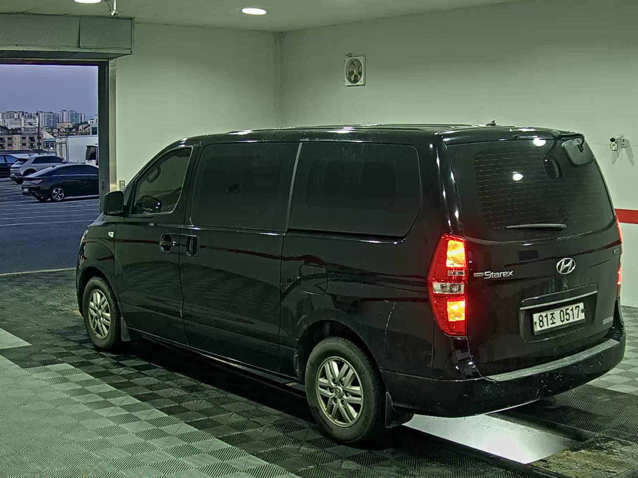 2020 - hyundai grand starex