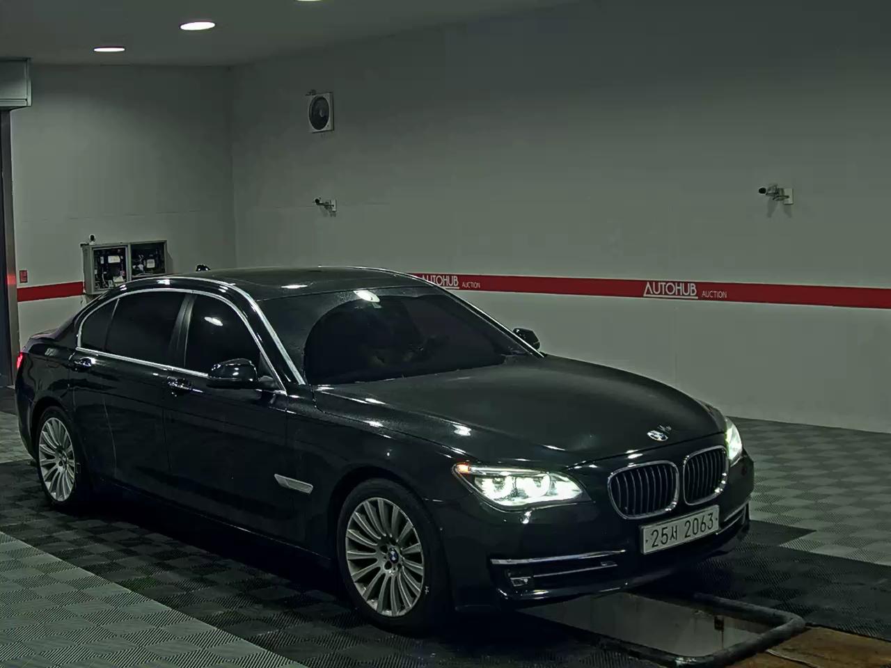 2015 - bmw m7
