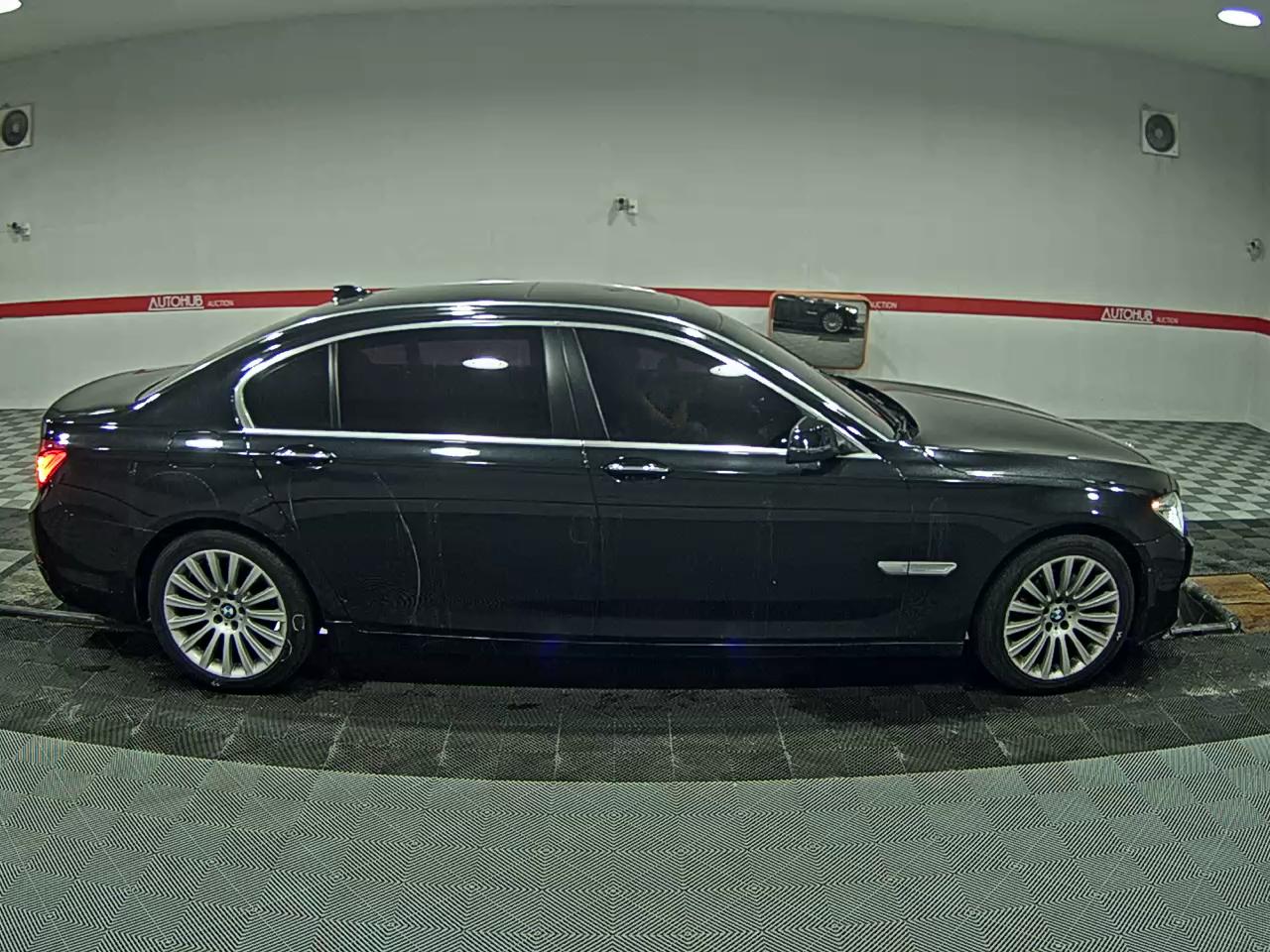 2015 - bmw m7