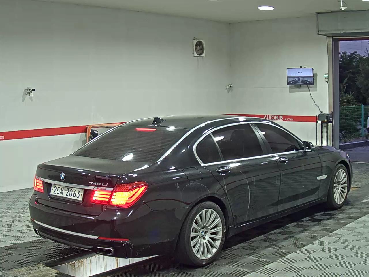 2015 - bmw m7