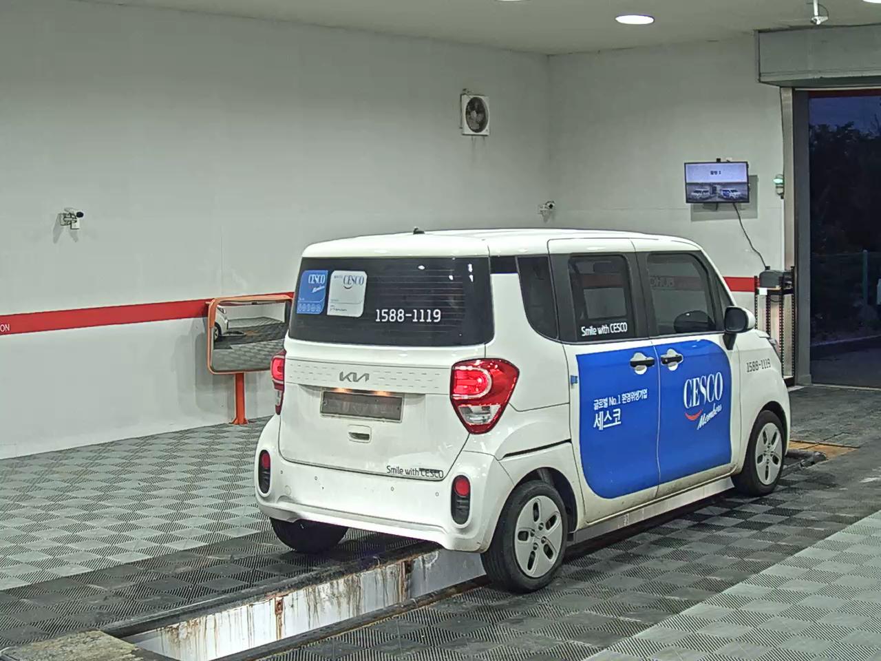2022 - kia ray
