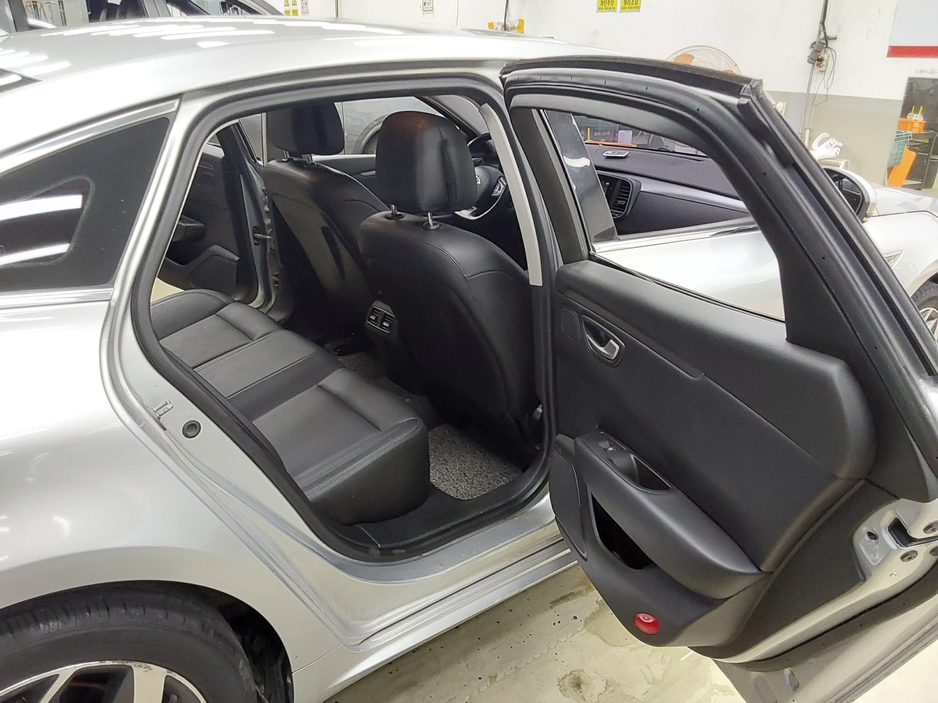2019 - renault sm6