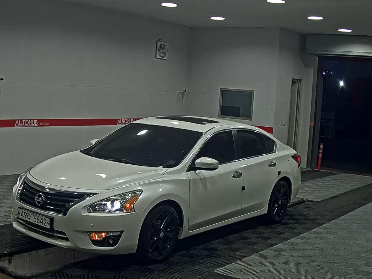 2014 - nissan altima