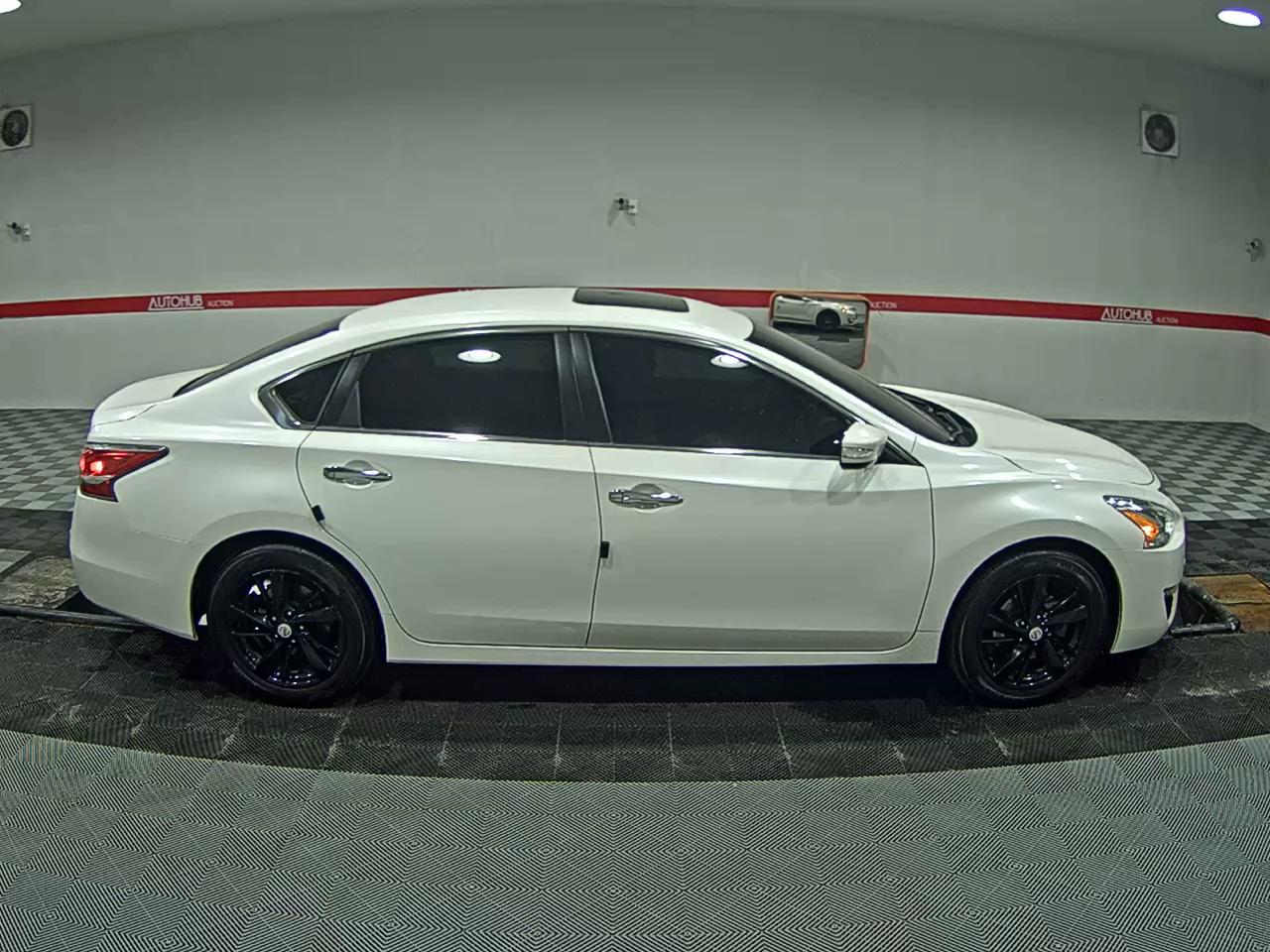 2014 - nissan altima