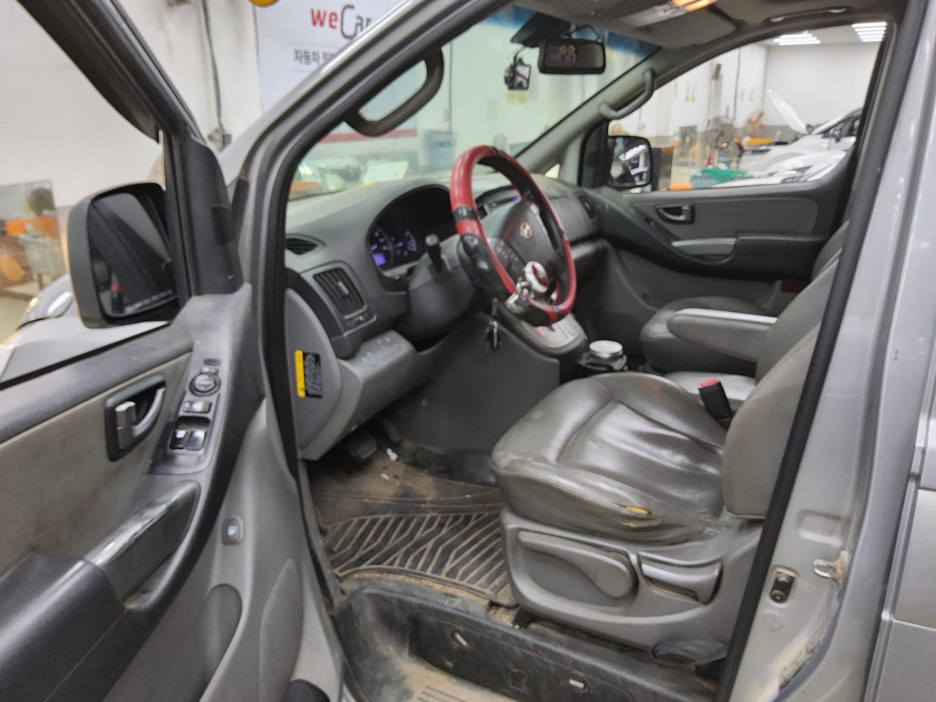 2016 - hyundai grand starex