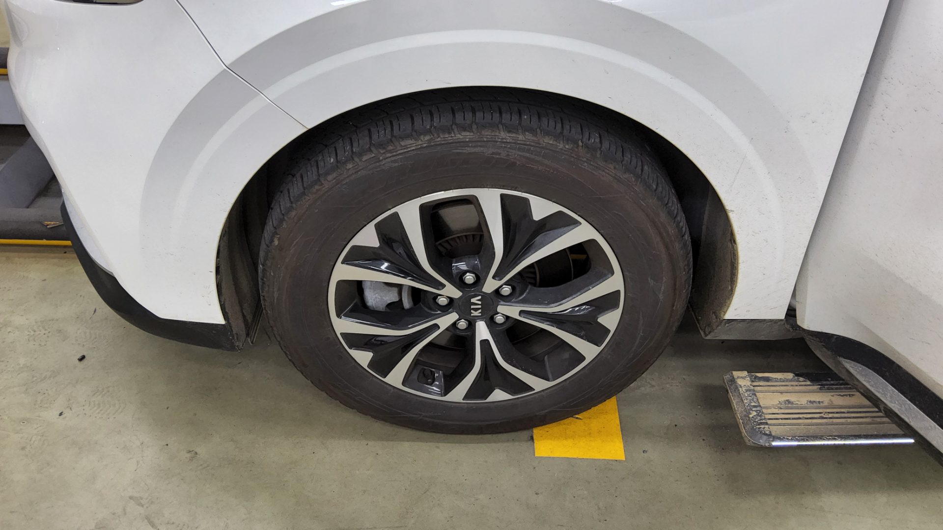 2021 - kia carnival