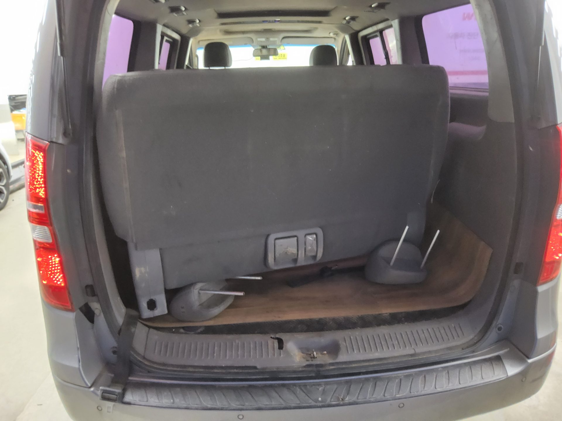 2016 - hyundai grand starex