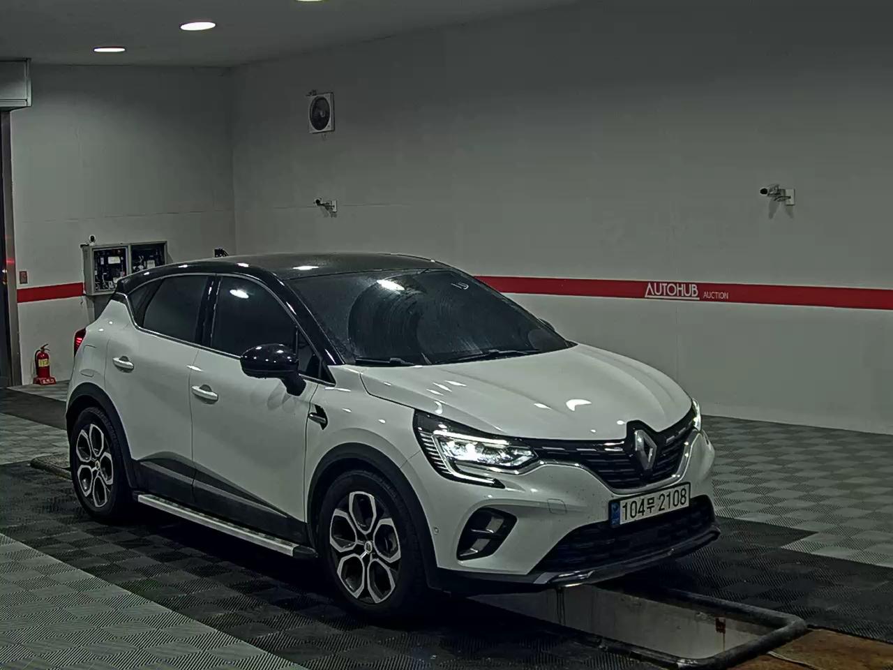 2021 - renault captur