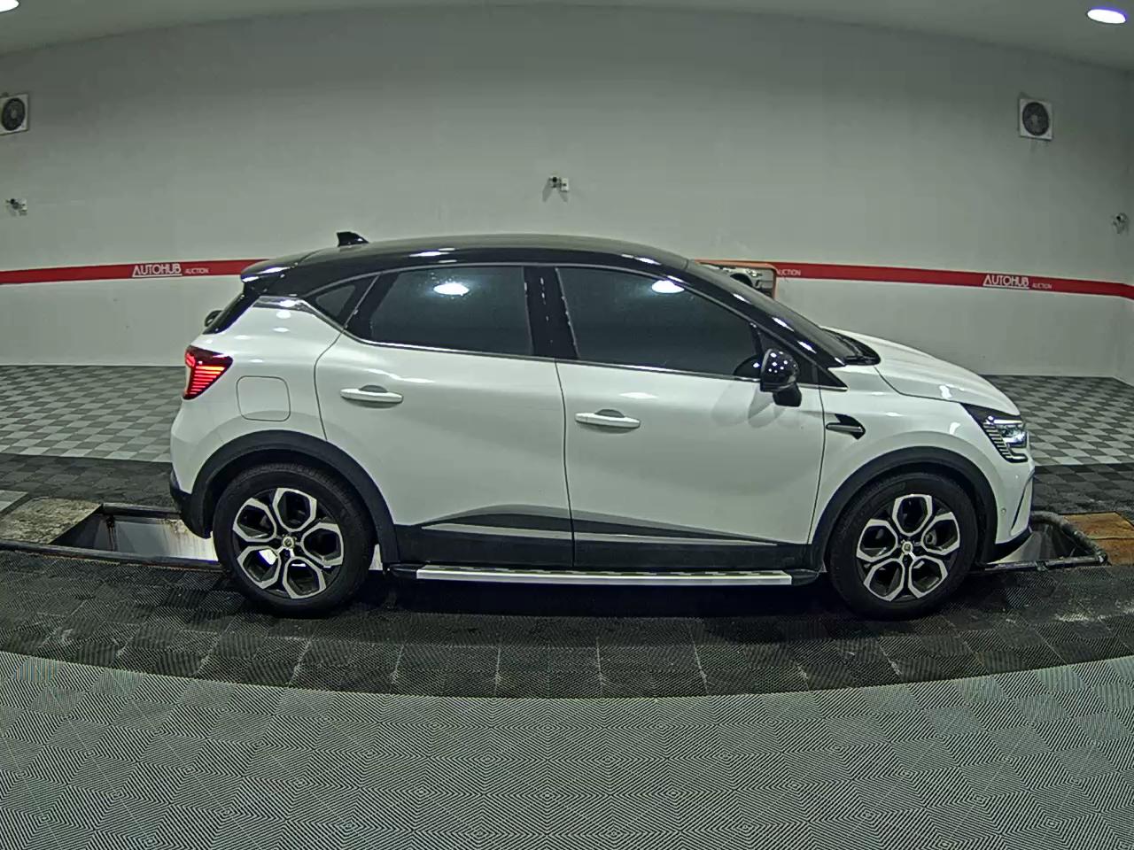 2021 - renault captur