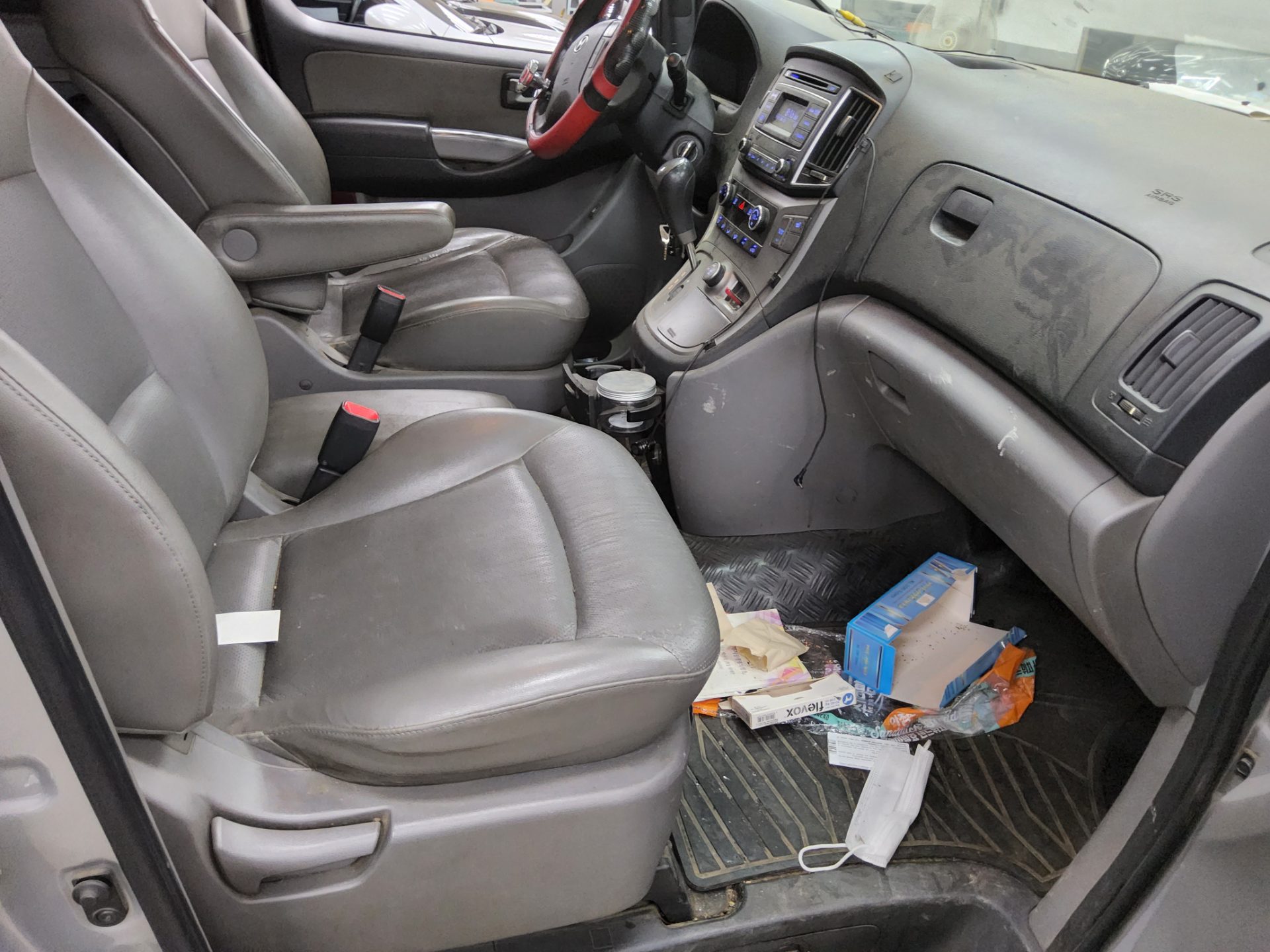 2016 - hyundai grand starex
