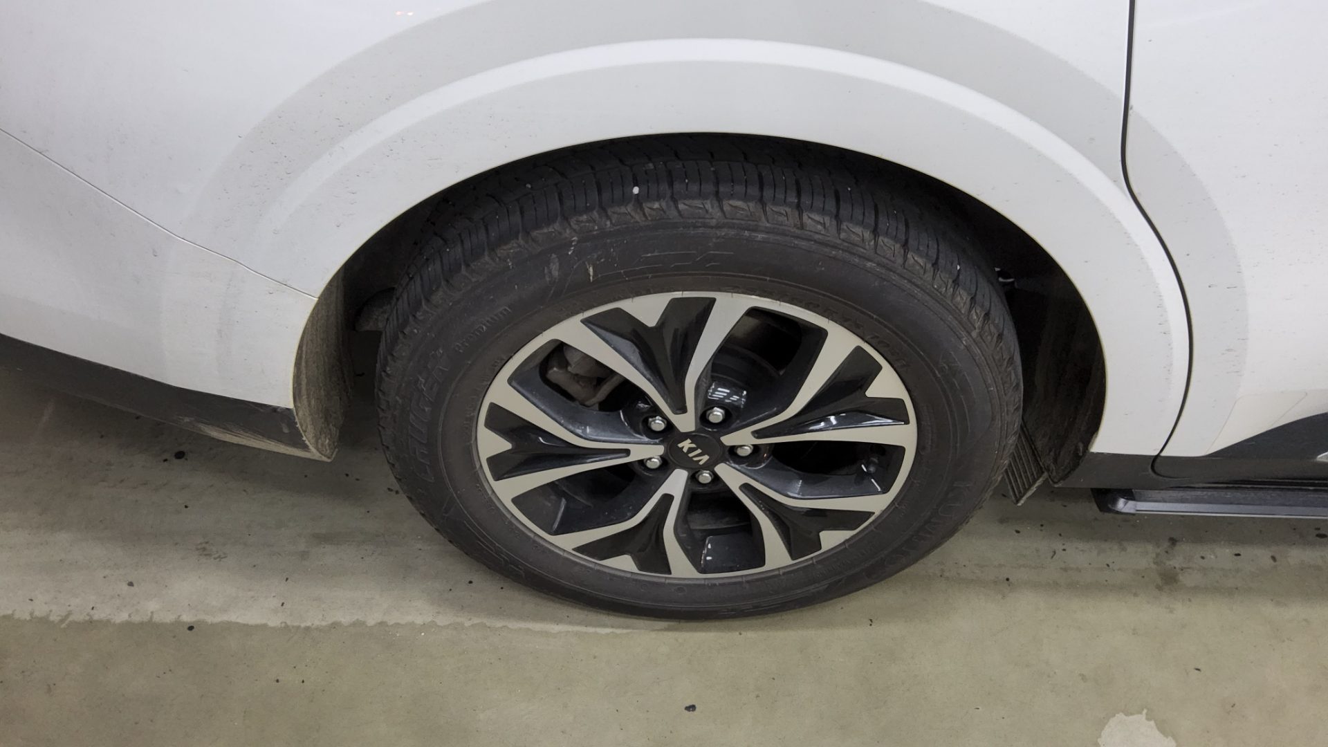 2021 - kia carnival