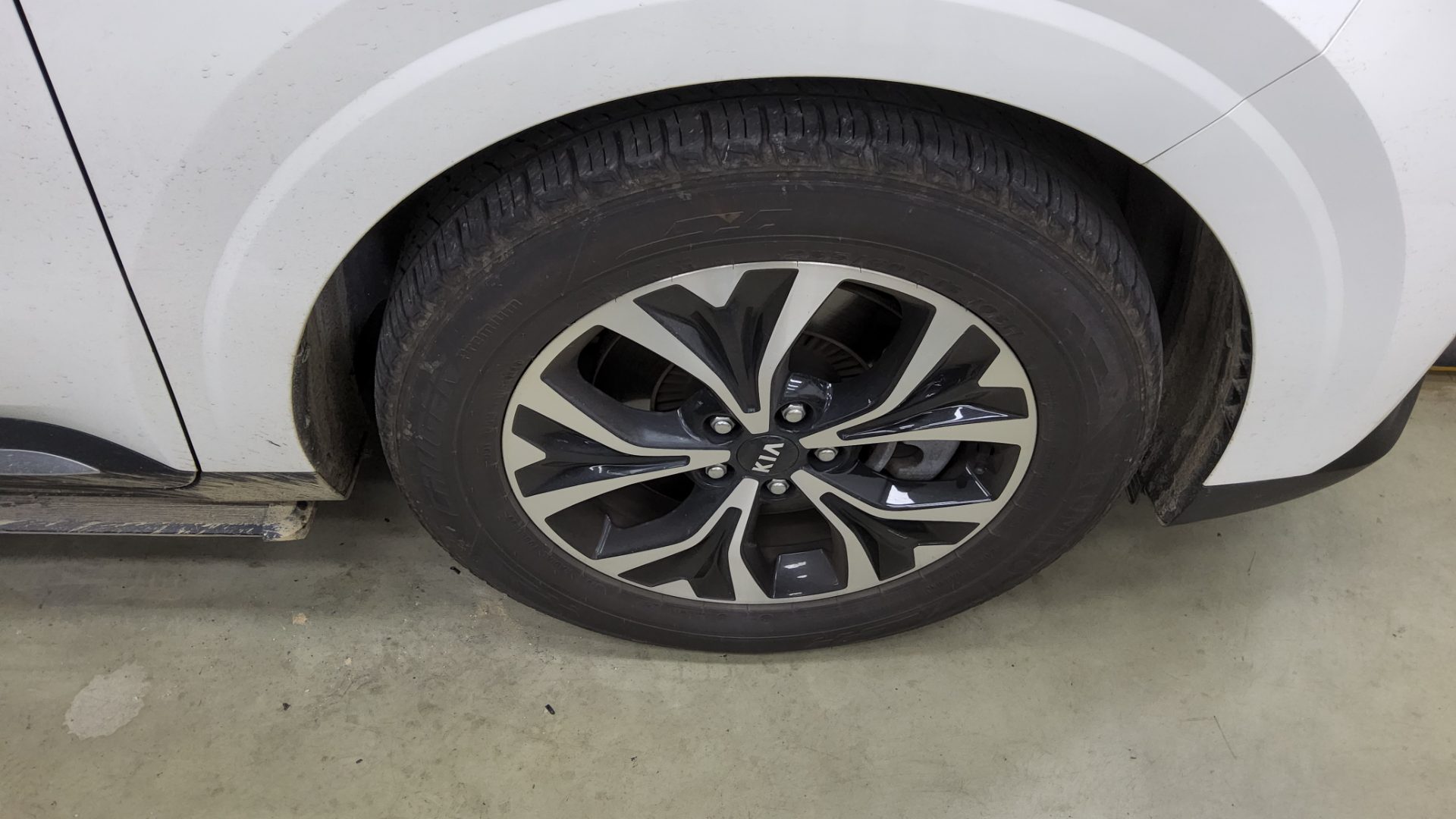 2021 - kia carnival