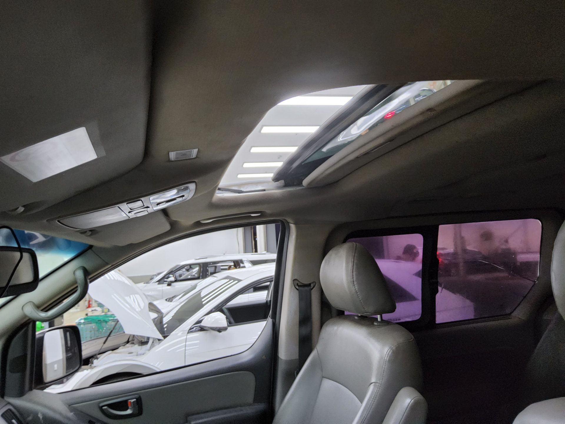 2016 - hyundai grand starex