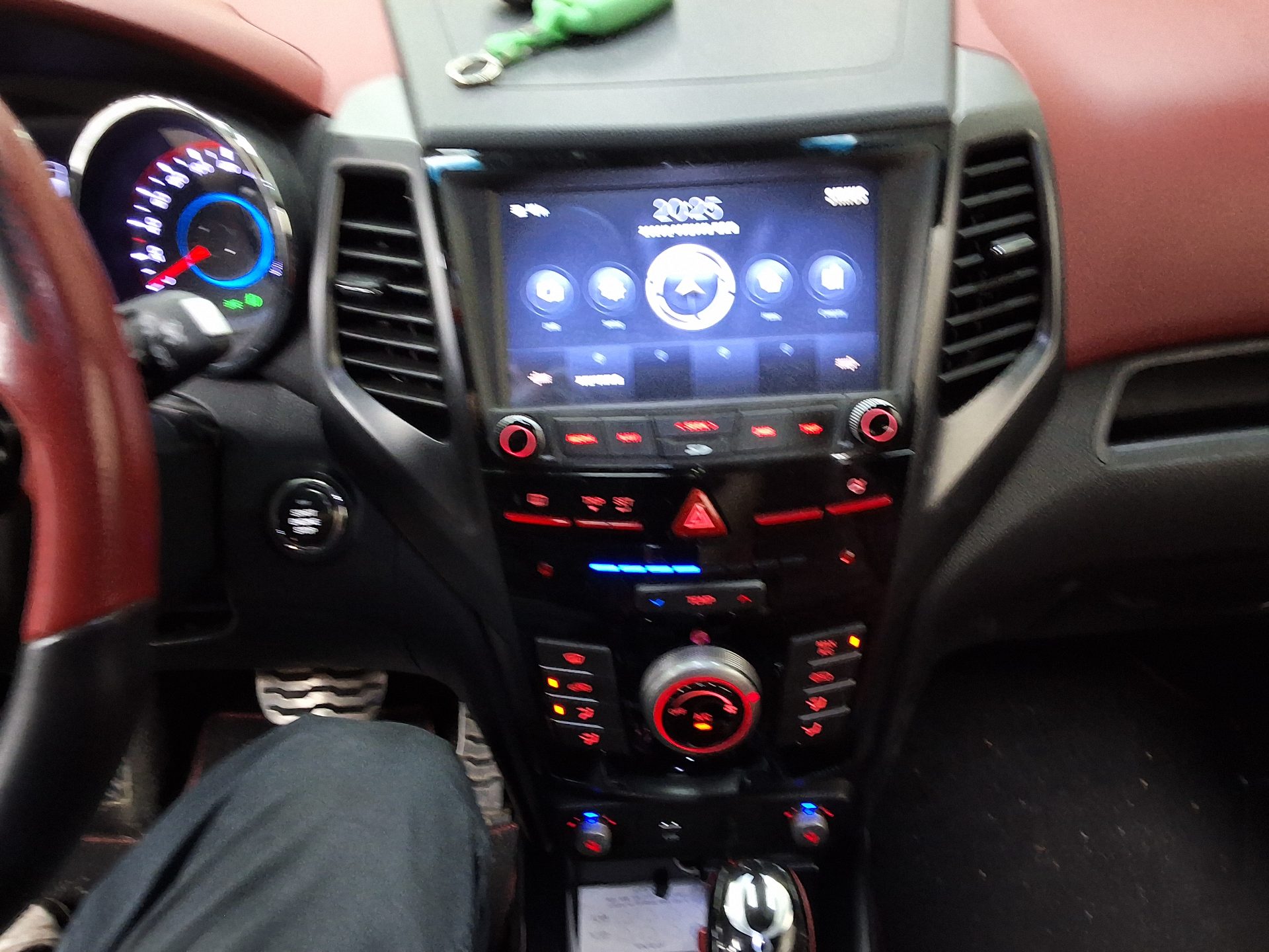 2017 - ssangyong tivoli