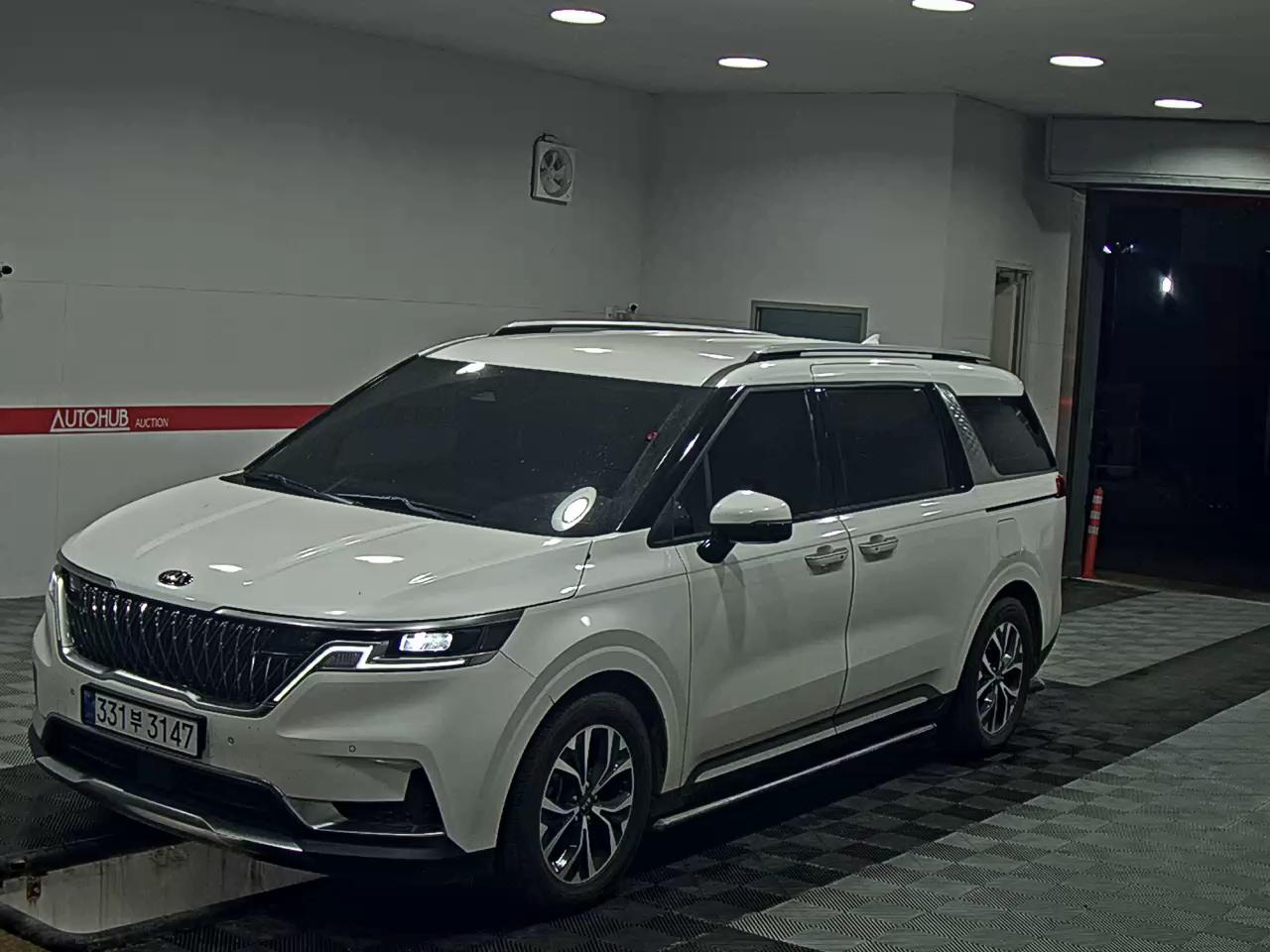 2021 - kia carnival