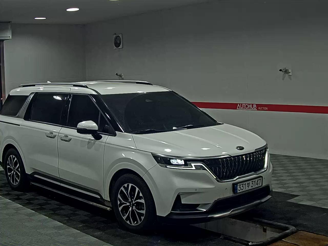 2021 - kia carnival