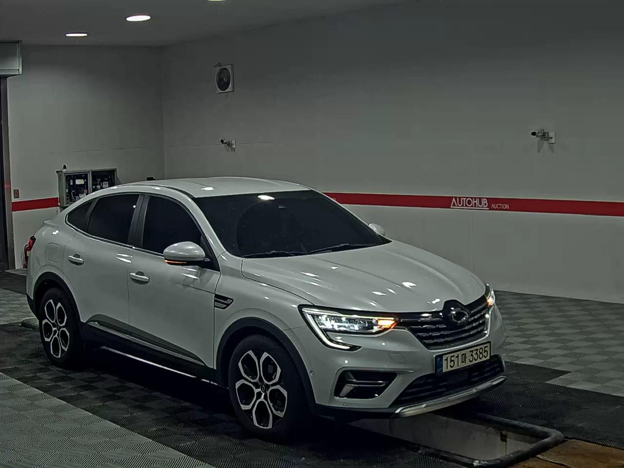 2022 - renault xm3