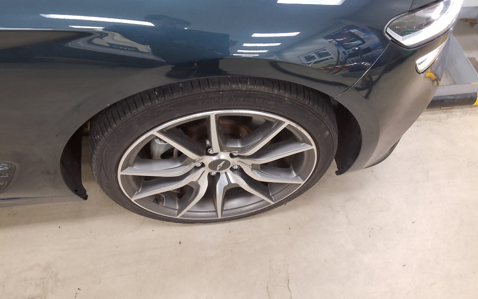 2023 - genesis g70