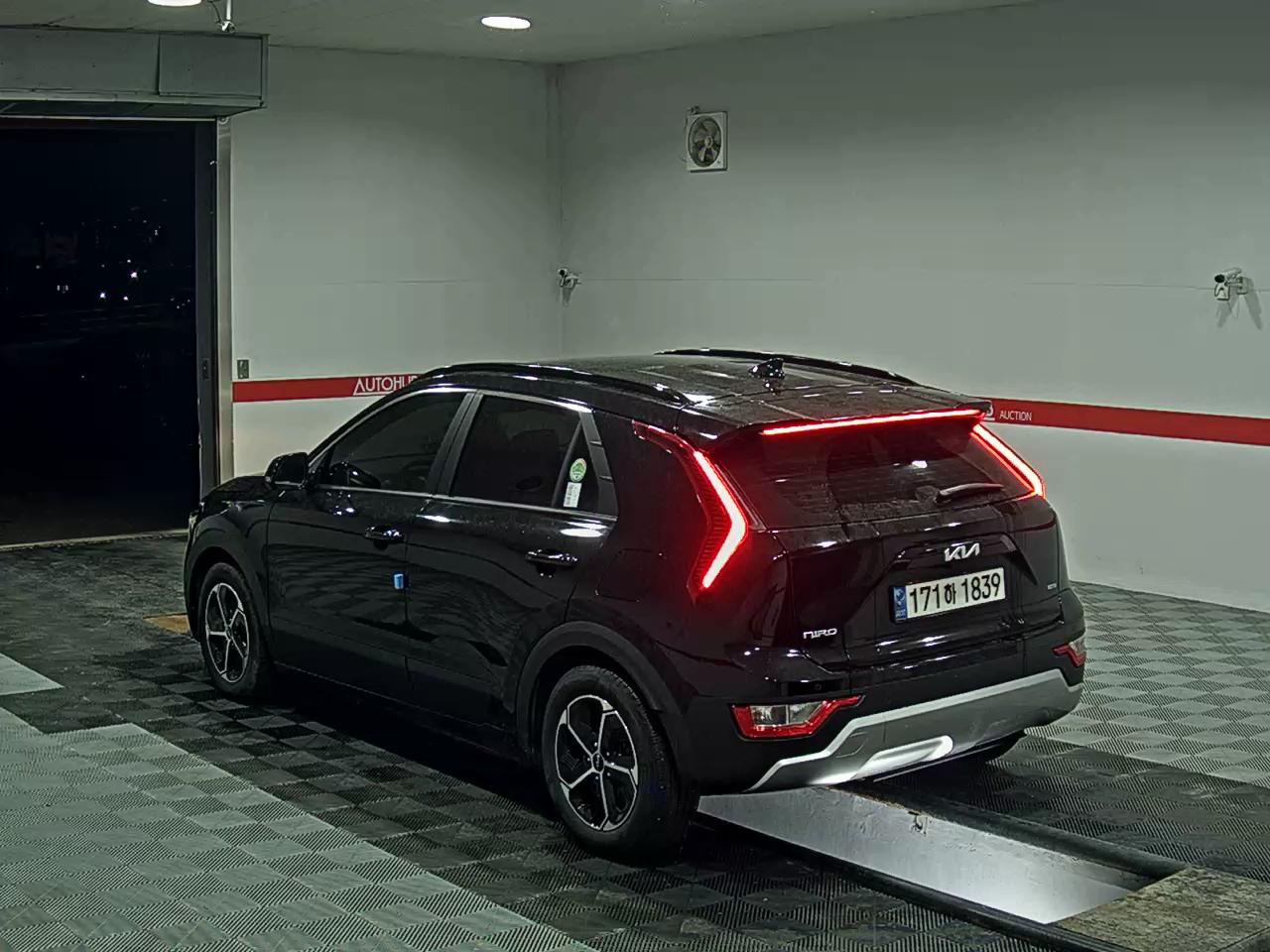 2022 - kia niro