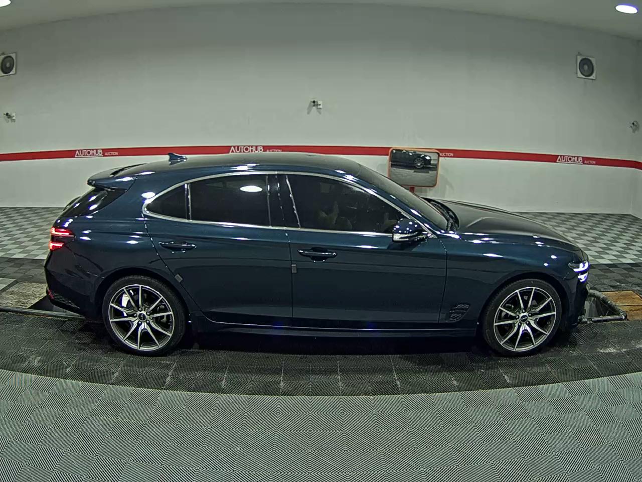 2023 - genesis g70