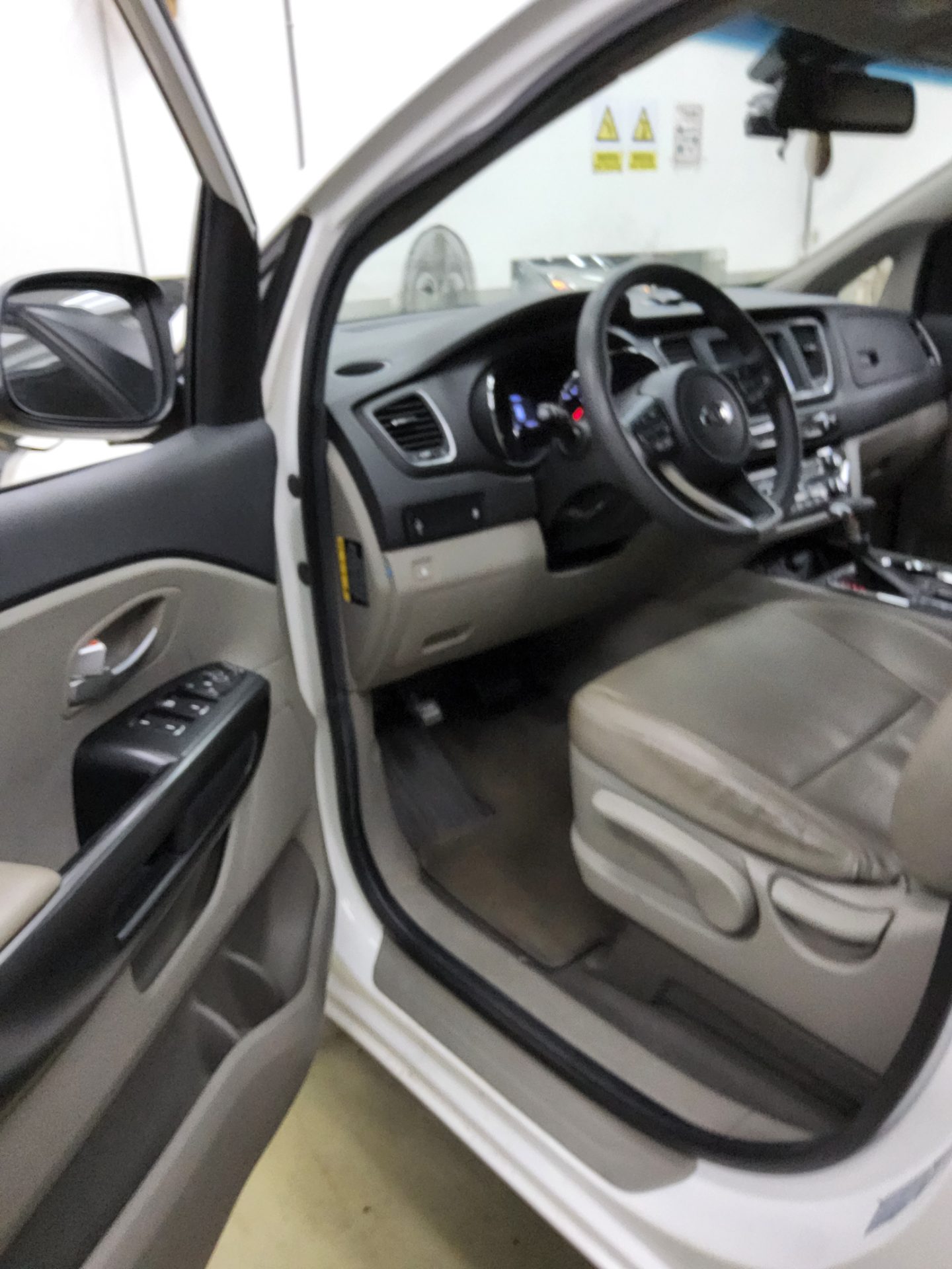 2020 - kia carnival