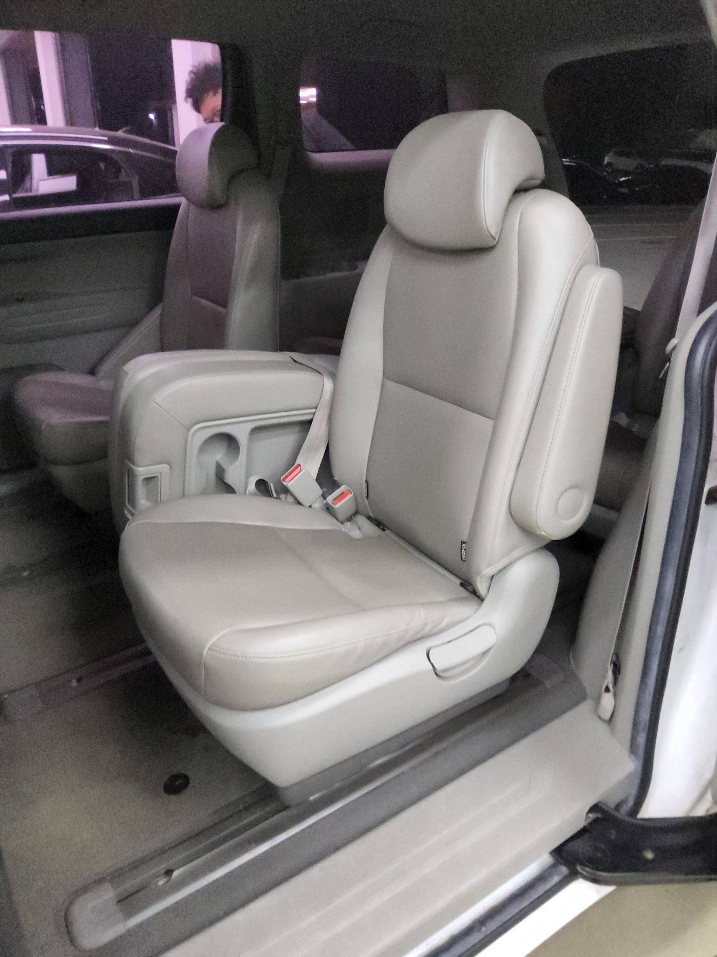 2020 - kia carnival
