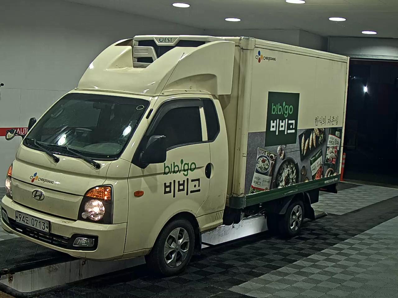 HYUNDAI PORTER II SUPER CAB EXTRA WHEELBASE