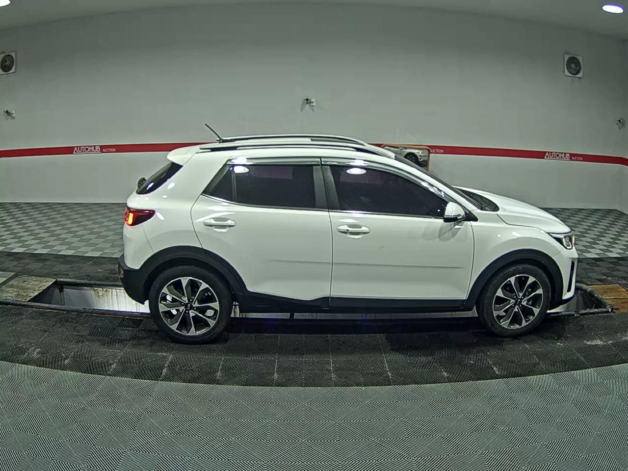 2018 - kia stonic