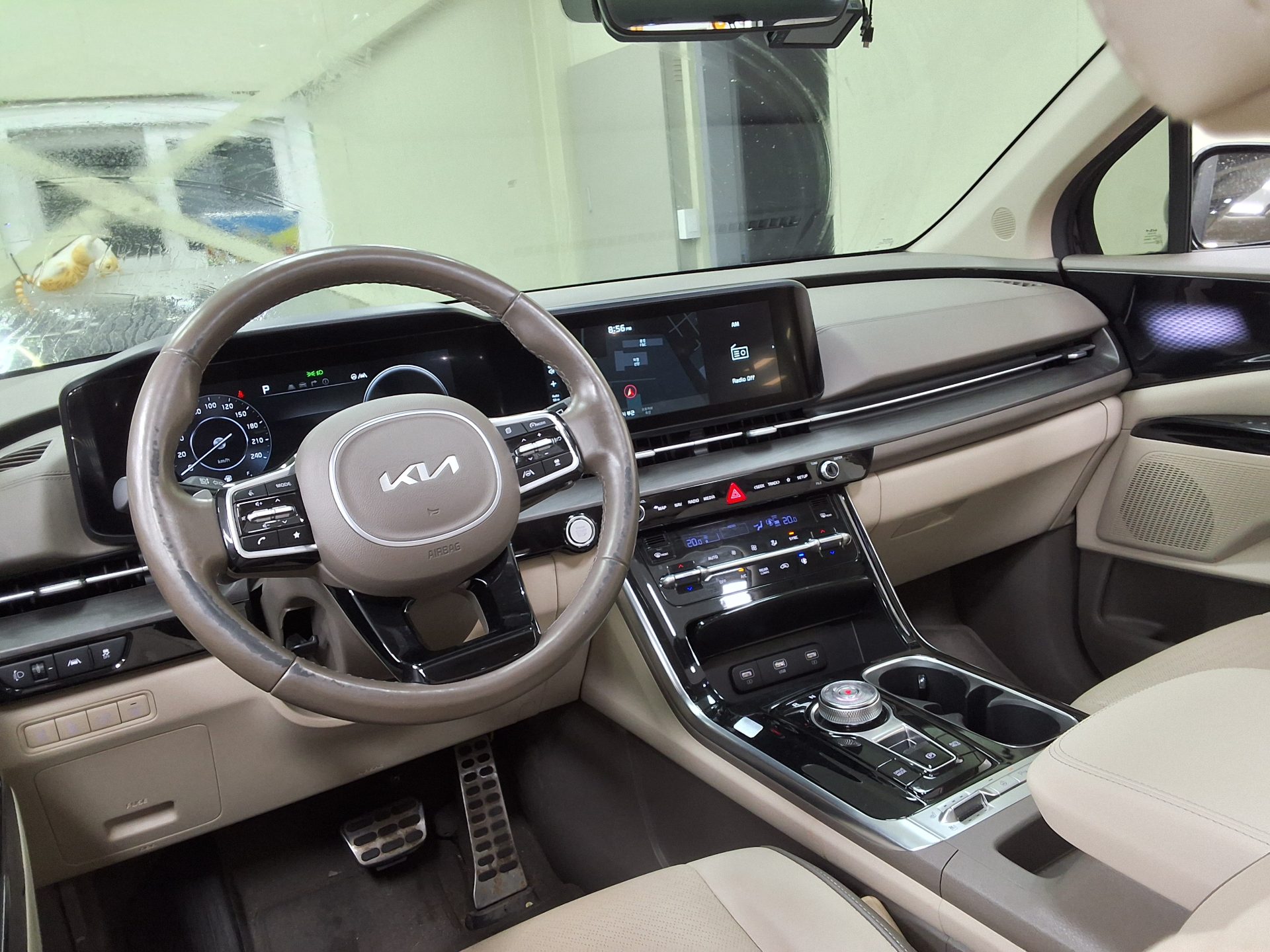 2023 - kia carnival