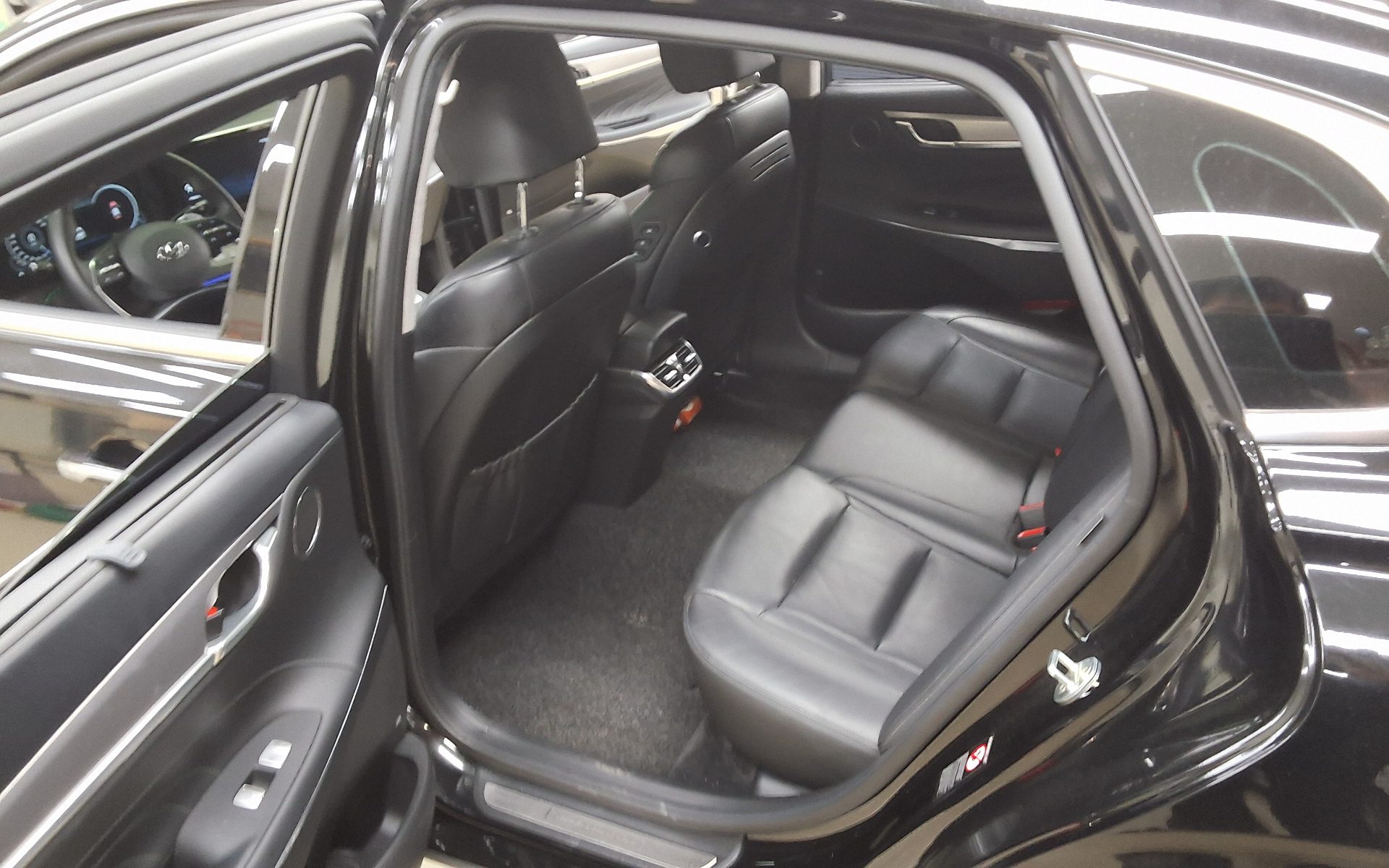 2020 - hyundai grandeur